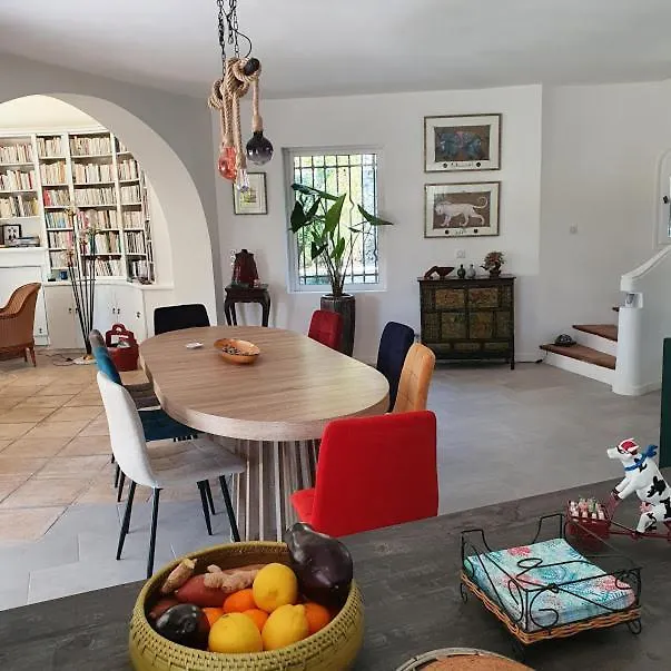 Bed & Breakfast Le Domaine Des Muriers - Charme, Chic, Calme En Provence Cote D'Azur Plascassier France