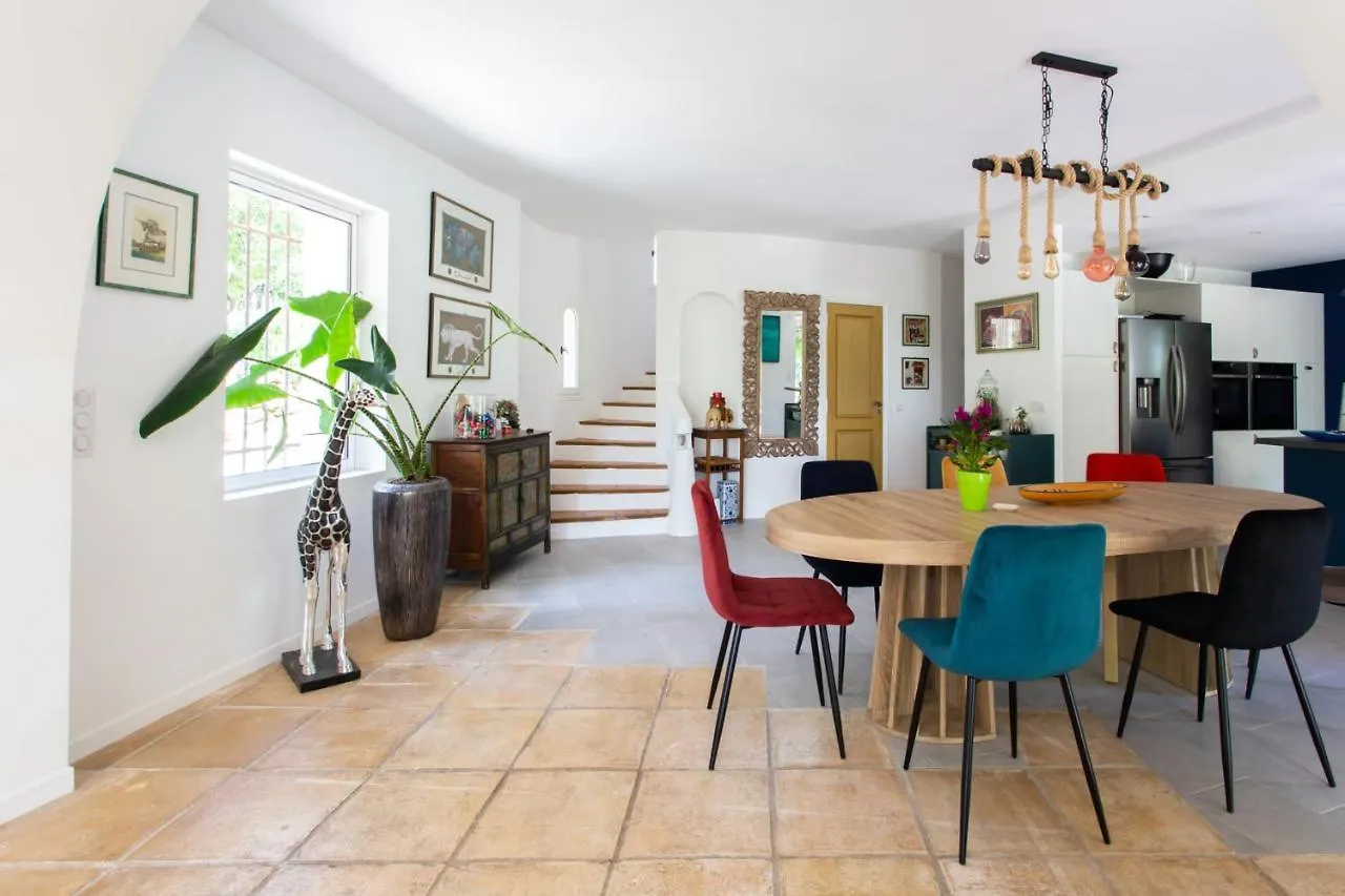 Bed & Breakfast Le Domaine Des Muriers - Charme, Chic, Calme En Provence Cote D'Azur Plascassier