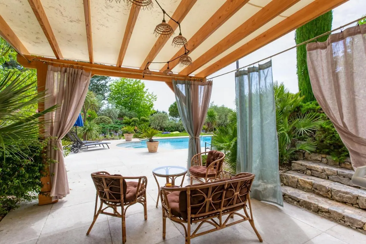 Bed & Breakfast Le Domaine Des Muriers - Charme, Chic, Calme En Provence Cote D'Azur Plascassier France